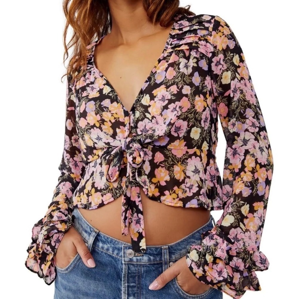 New Free People Black Floral Maybel Bell Sleeve Blouse Small